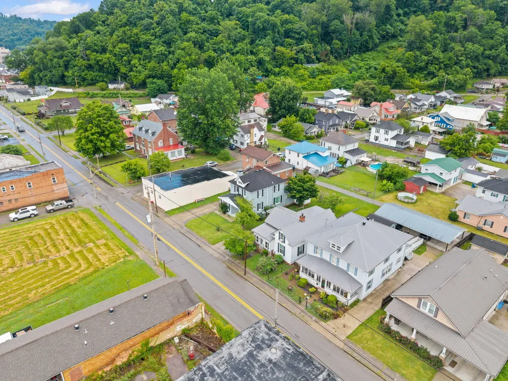 305 Euclid Avenue Paintsville KY 41240