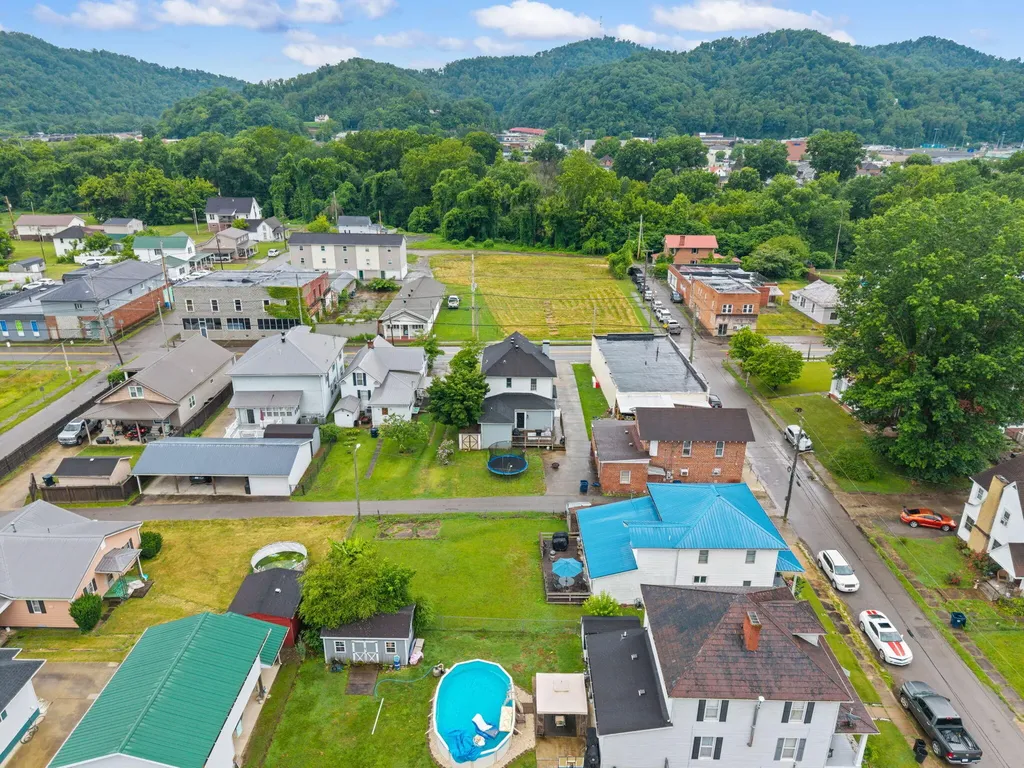 305 Euclid Avenue Paintsville KY 41240