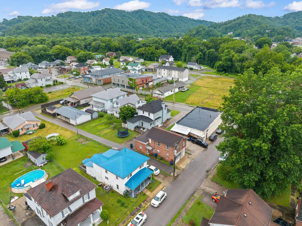 305 Euclid Avenue Paintsville KY 41240