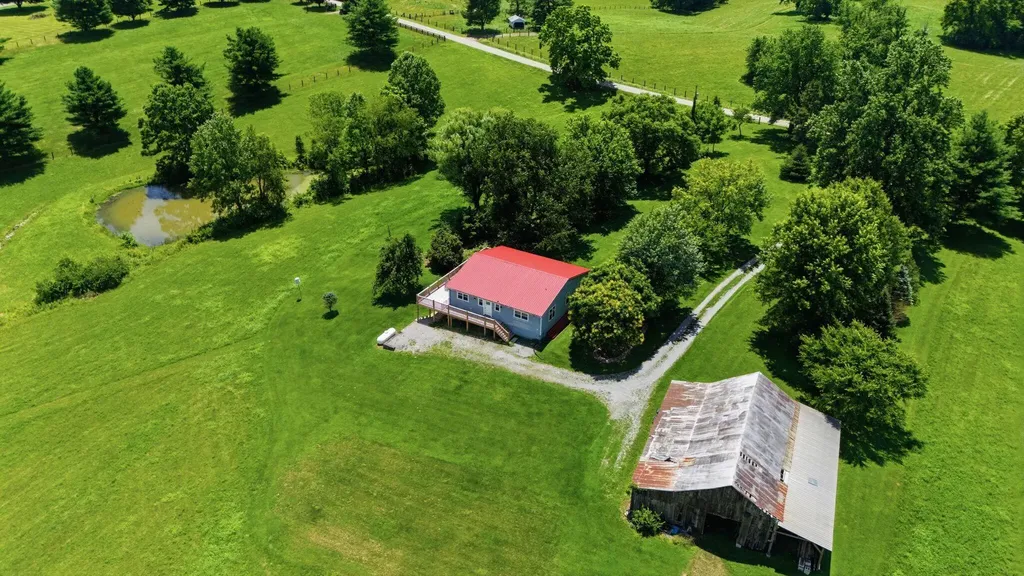 8586 Wades Mill Road Mt Sterling KY 40353