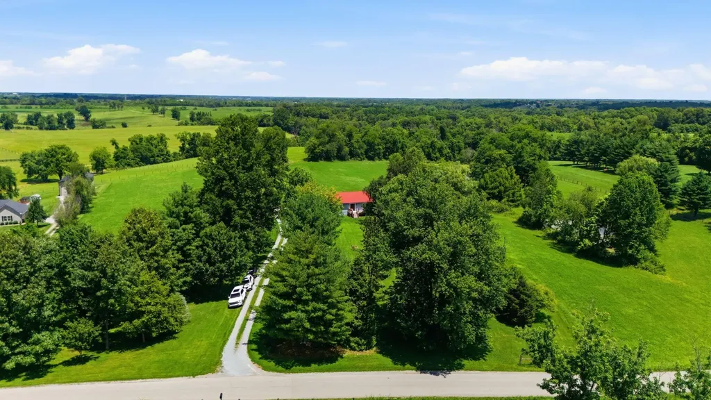 8586 Wades Mill Road Mt Sterling KY 40353