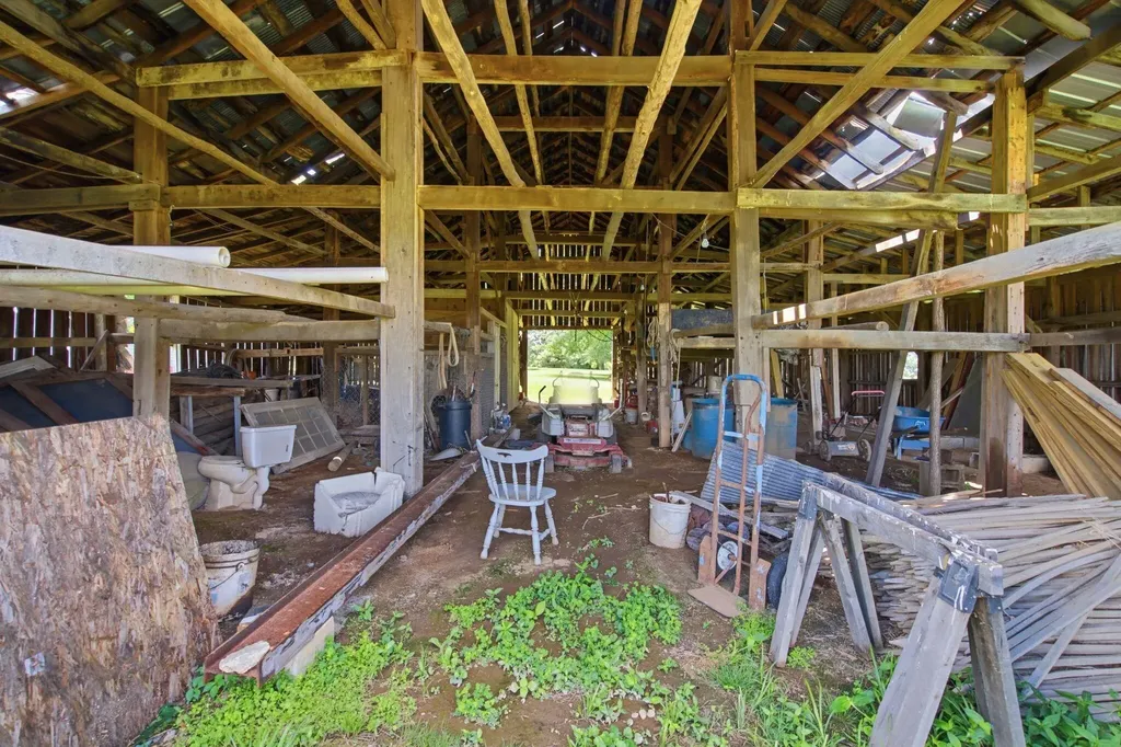 8586 Wades Mill Road Mt Sterling KY 40353