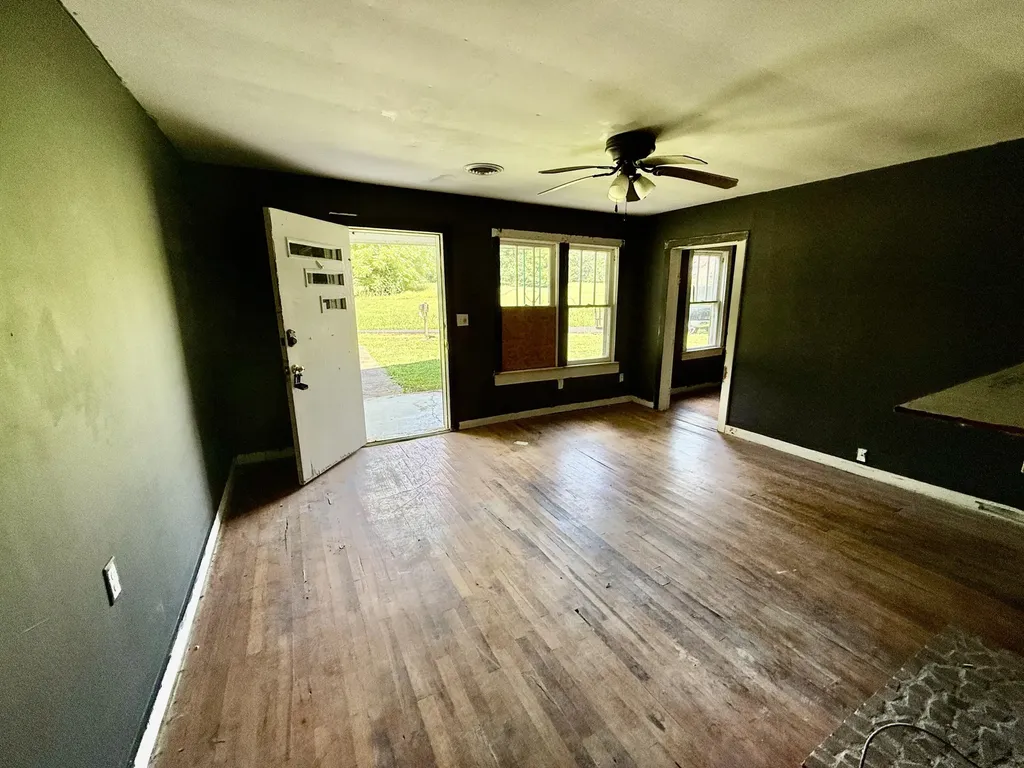 115 Military Road Herndon KY 42236