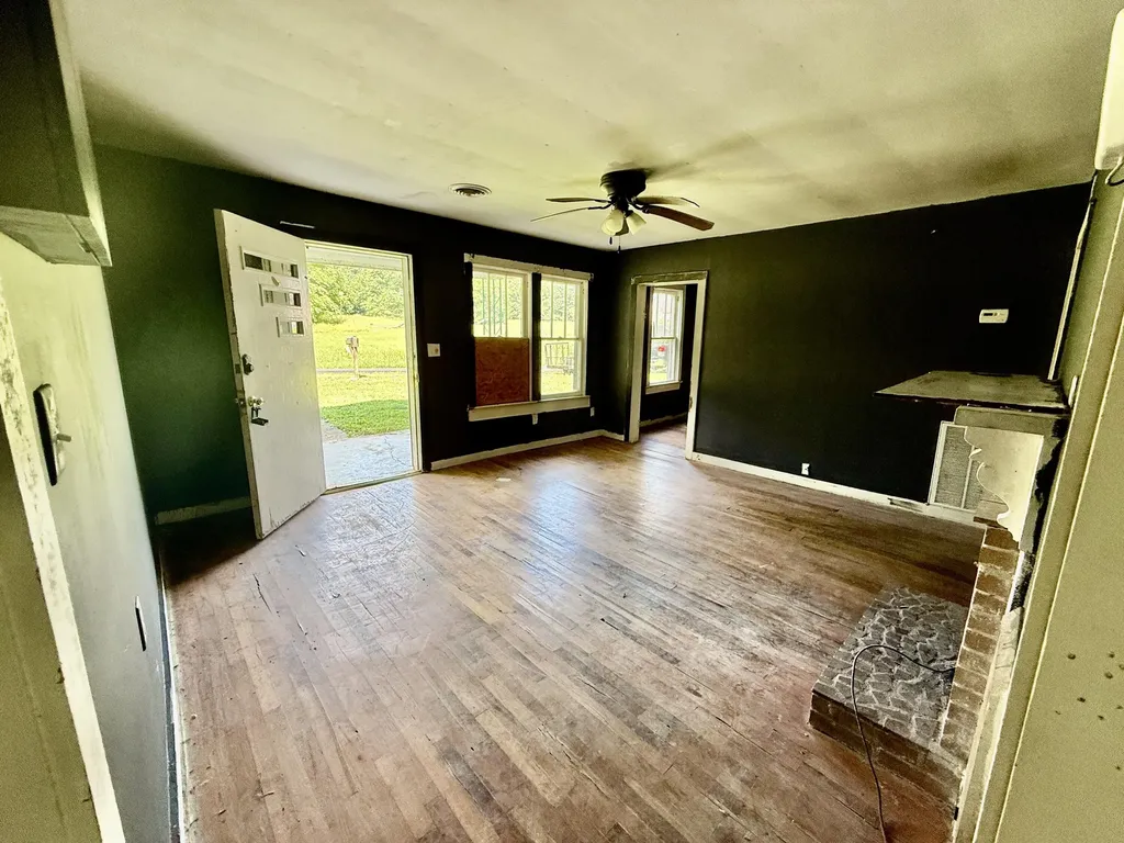115 Military Road Herndon KY 42236