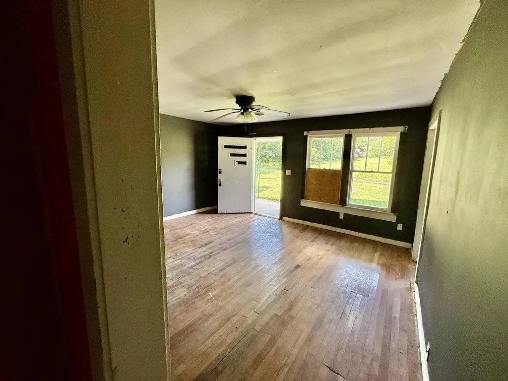 115 Military Road Herndon KY 42236