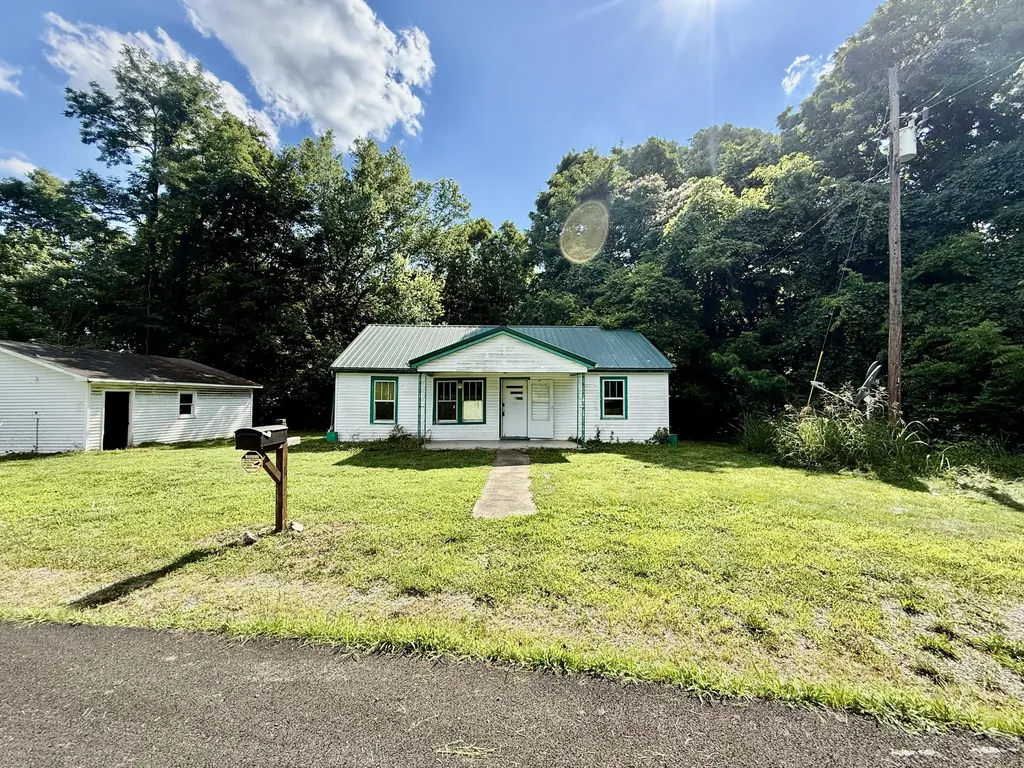 115 Military Road Herndon KY 42236