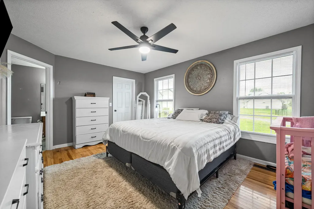 54 Victoria Drive Cadiz KY 42211