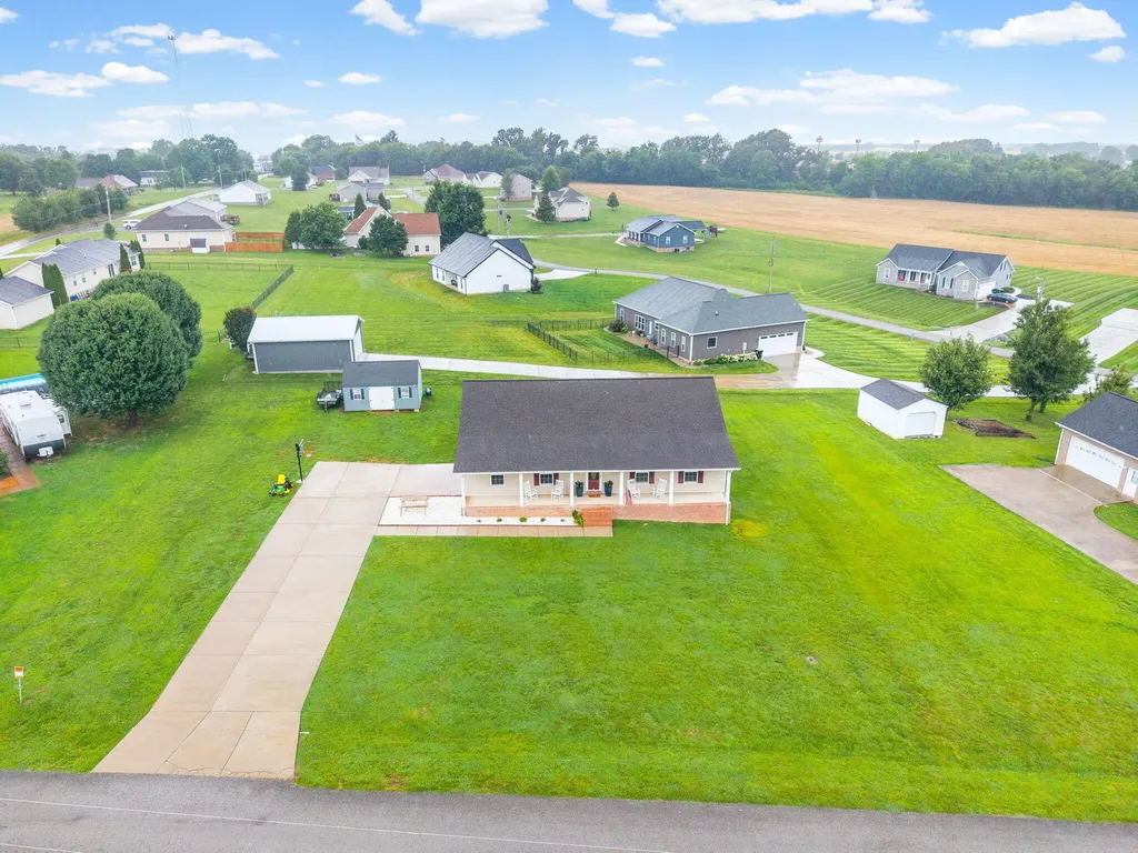 54 Victoria Drive Cadiz KY 42211
