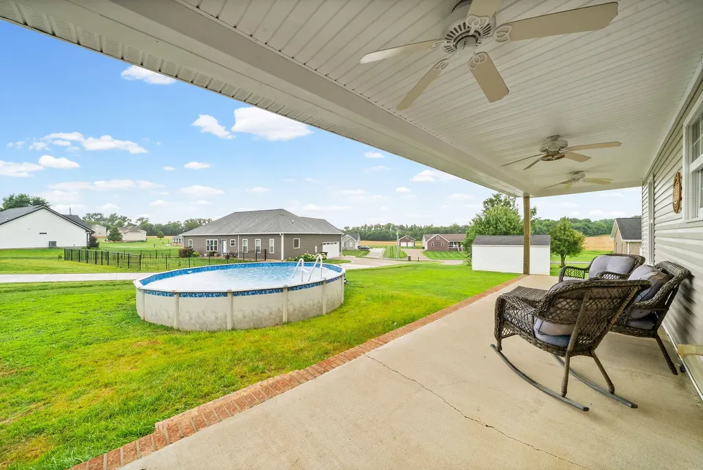 54 Victoria Drive Cadiz KY 42211