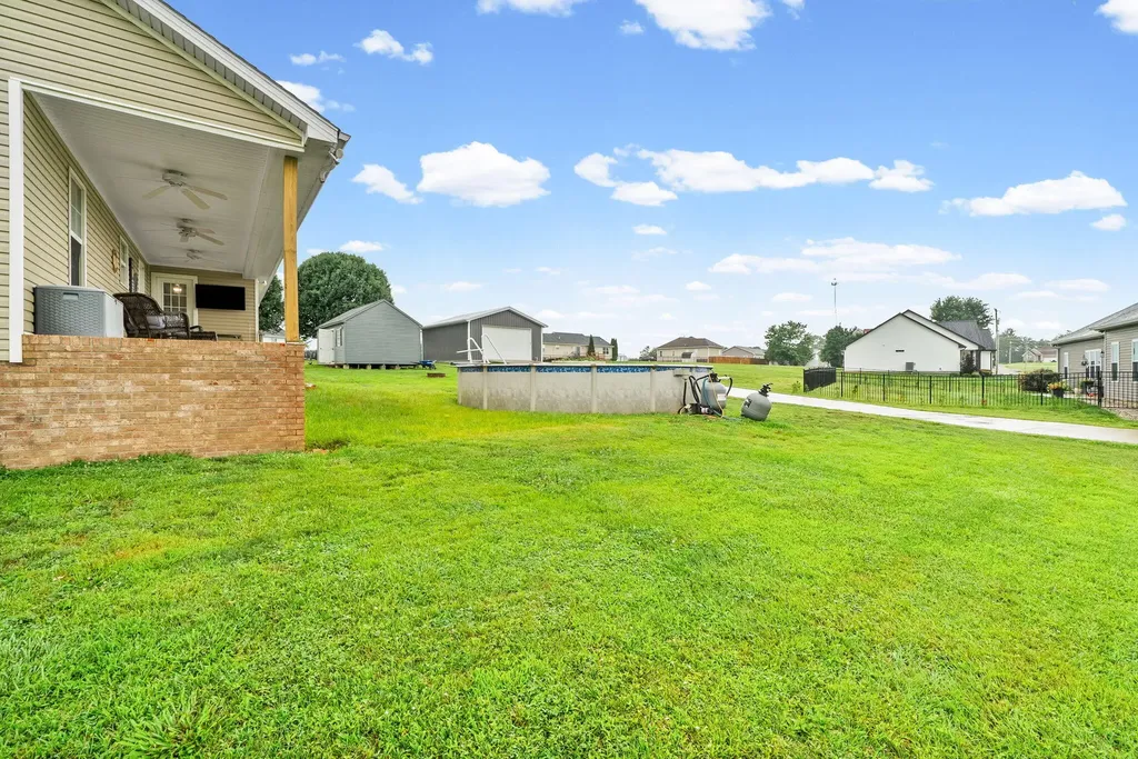 54 Victoria Drive Cadiz KY 42211