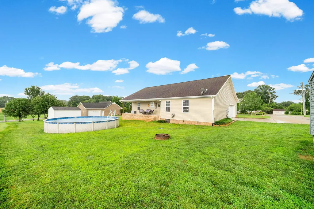 54 Victoria Drive Cadiz KY 42211