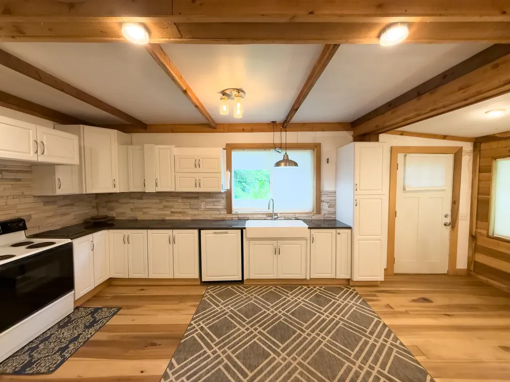 684 Lower Twin Road Jackson KY 41339