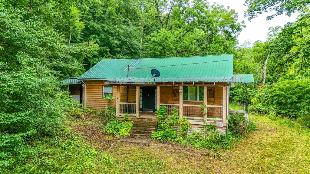 684 Lower Twin Road Jackson KY 41339