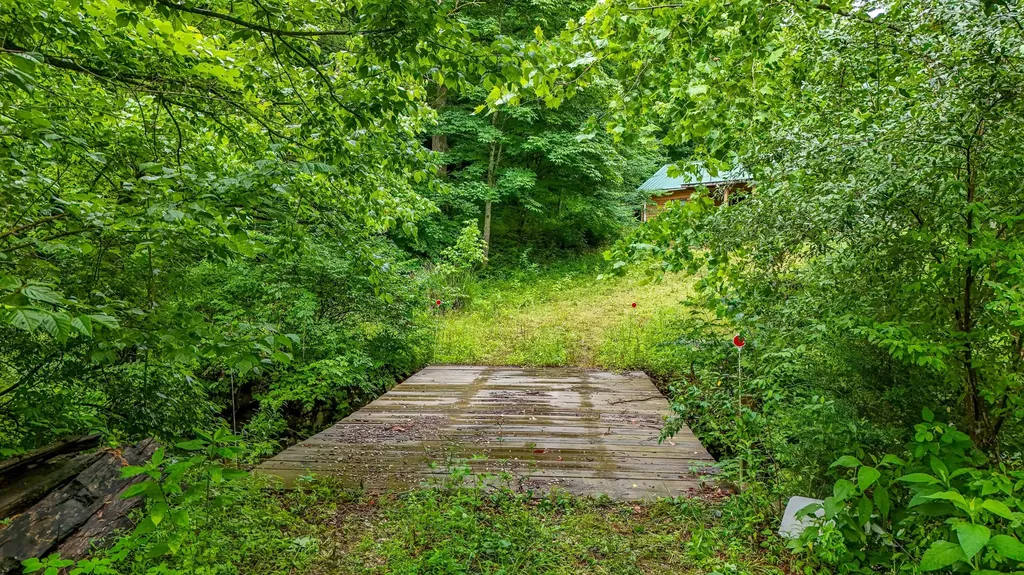 684 Lower Twin Road Jackson KY 41339
