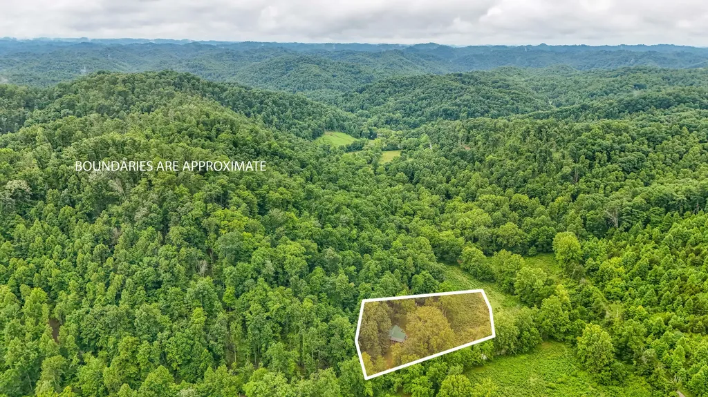 684 Lower Twin Road Jackson KY 41339