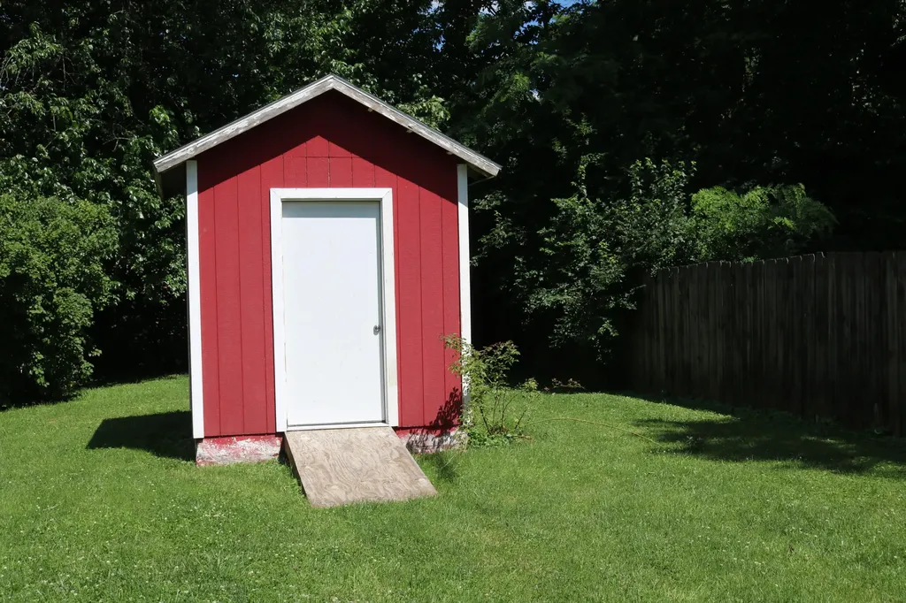 236 M.l.k. Jr Boulevard Versailles KY 40383