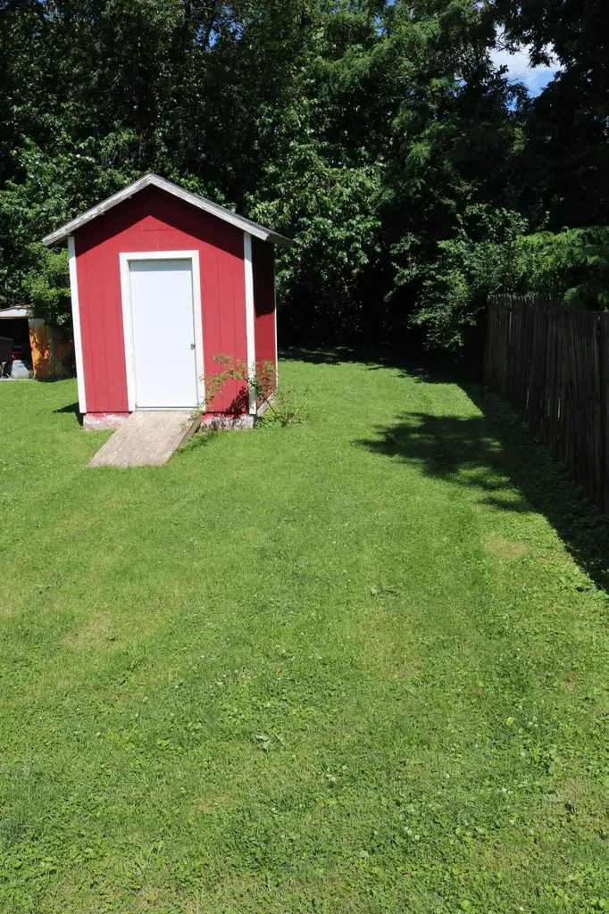 236 M.l.k. Jr Boulevard Versailles KY 40383