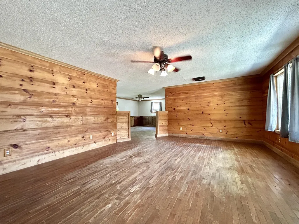 3694 Sandhill Road Whitley City KY 42653