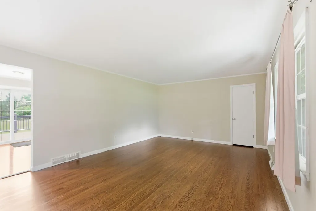 5666 Winchester Road Lexington KY 40509