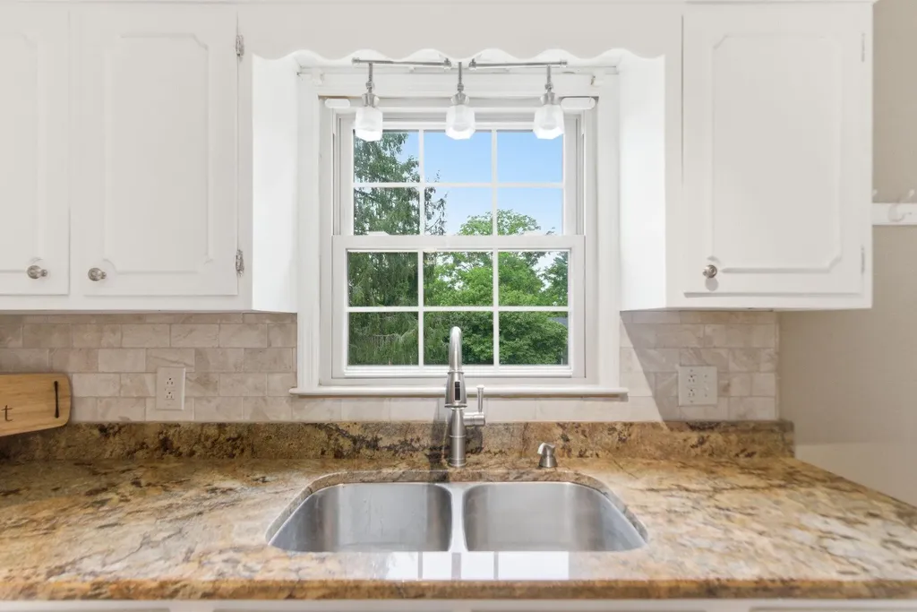 5666 Winchester Road Lexington KY 40509