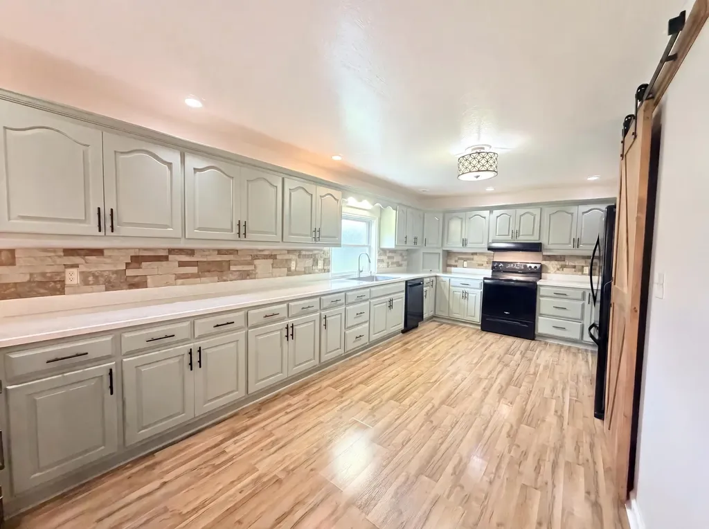 144 Lizzie Wallin Crab Orchard KY 40419