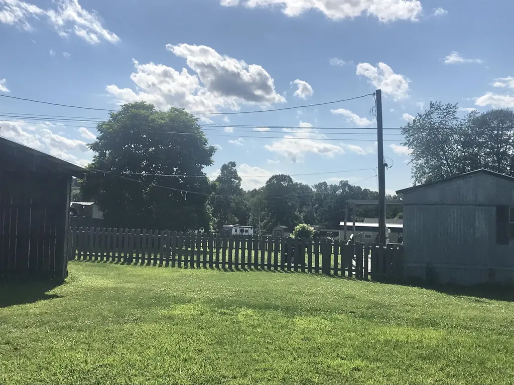 221 Silverhawk Road Olive Hill KY 41164