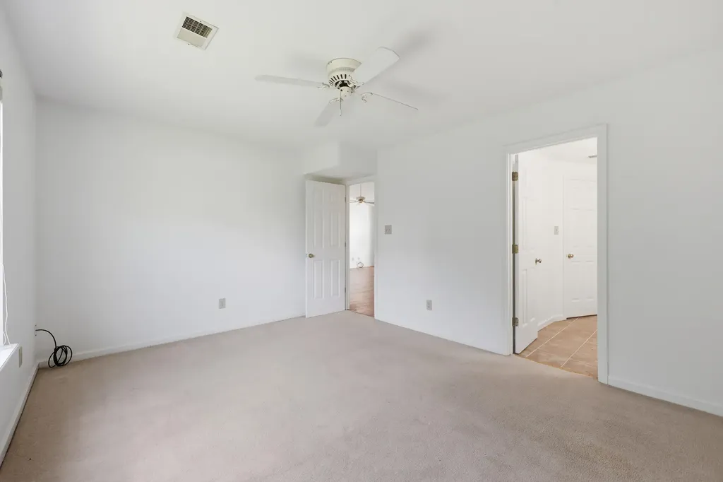 1036 Keeneland Court Frankfort KY 40601