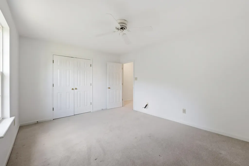 1036 Keeneland Court Frankfort KY 40601