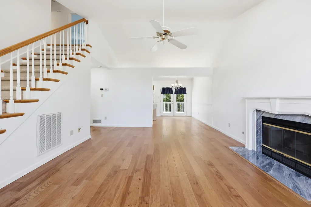 1036 Keeneland Court Frankfort KY 40601