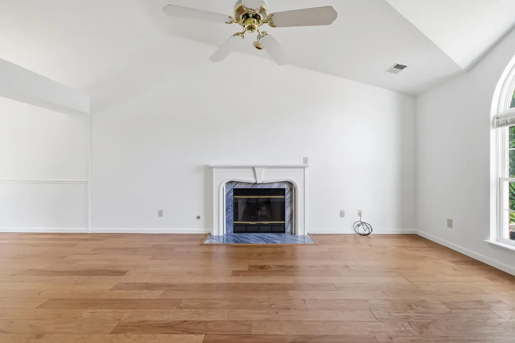 1036 Keeneland Court Frankfort KY 40601