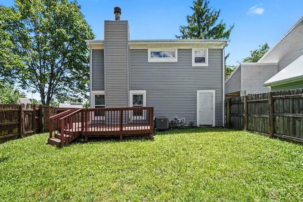 1716 Prairie Circle Lexington KY 40515