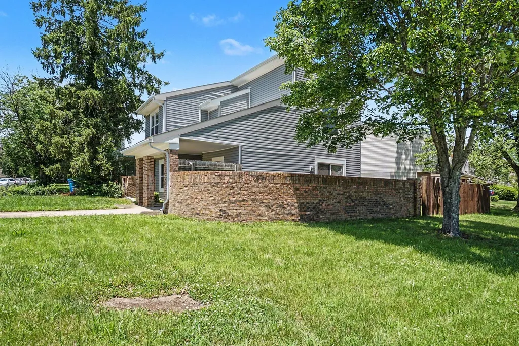 1716 Prairie Circle Lexington KY 40515
