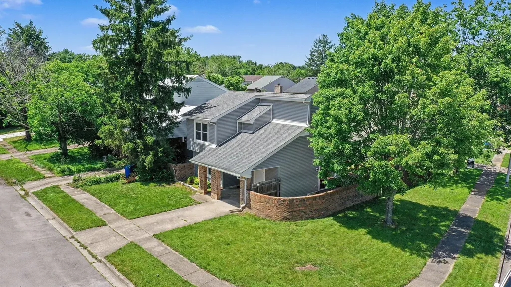 1716 Prairie Circle Lexington KY 40515