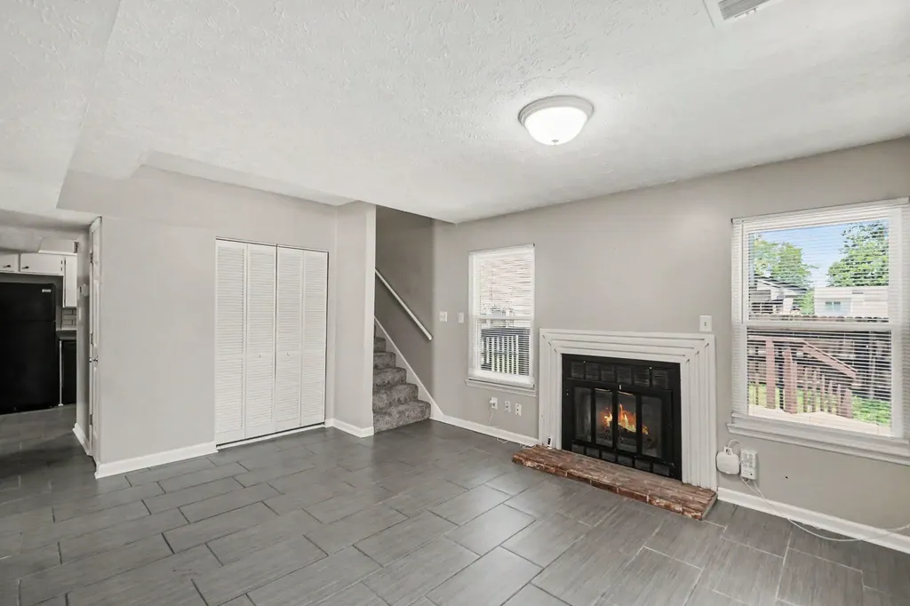 1716 Prairie Circle Lexington KY 40515