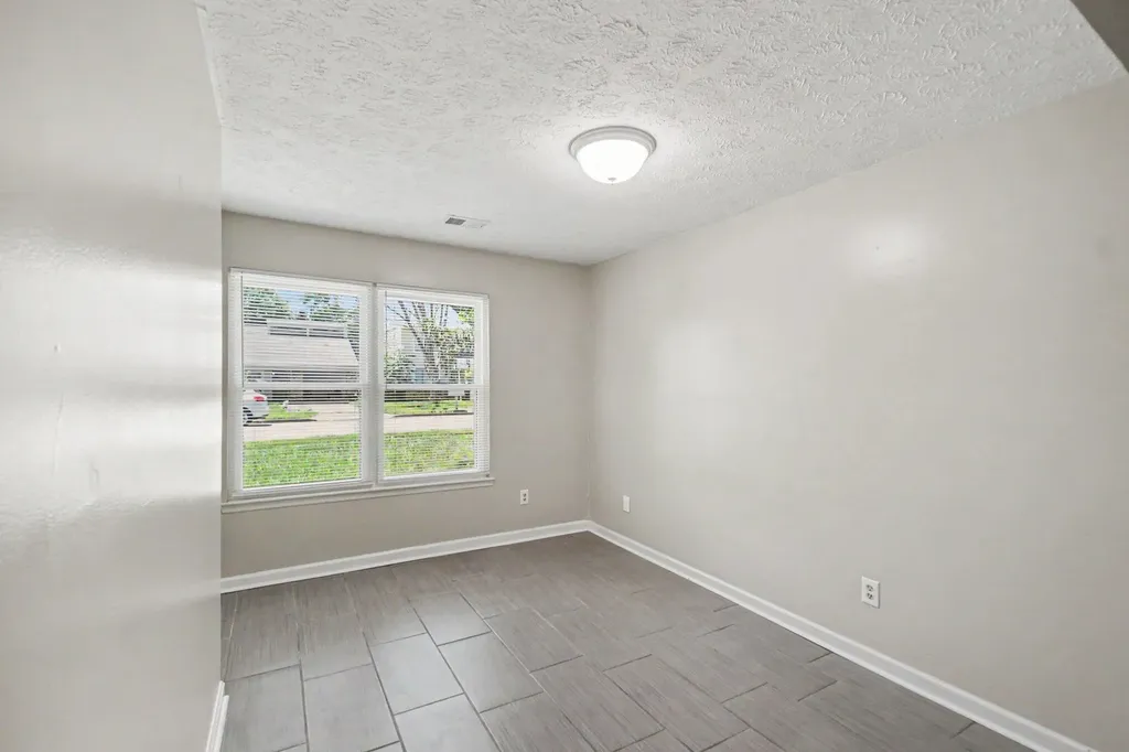 1716 Prairie Circle Lexington KY 40515