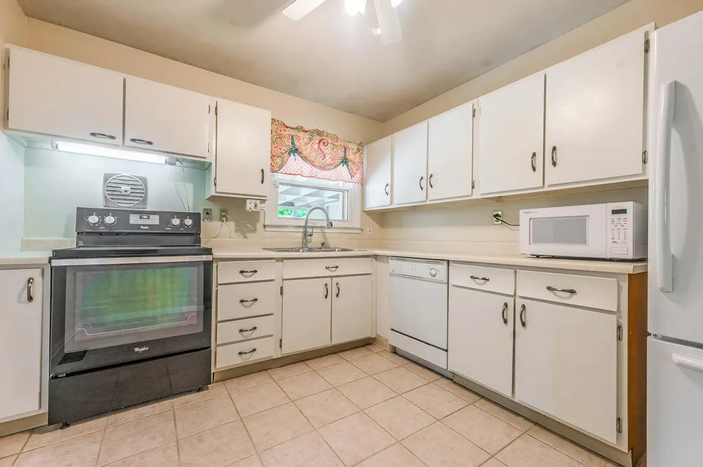 466 Sheridan Drive Lexington KY 40503