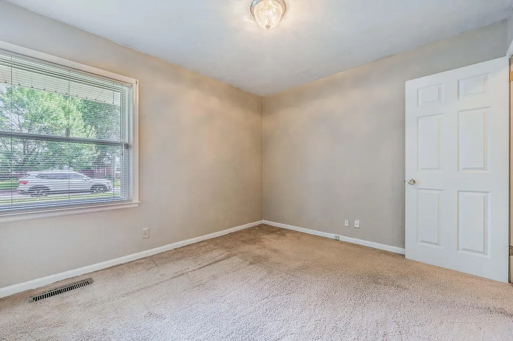 466 Sheridan Drive Lexington KY 40503