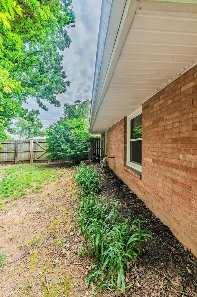 466 Sheridan Drive Lexington KY 40503