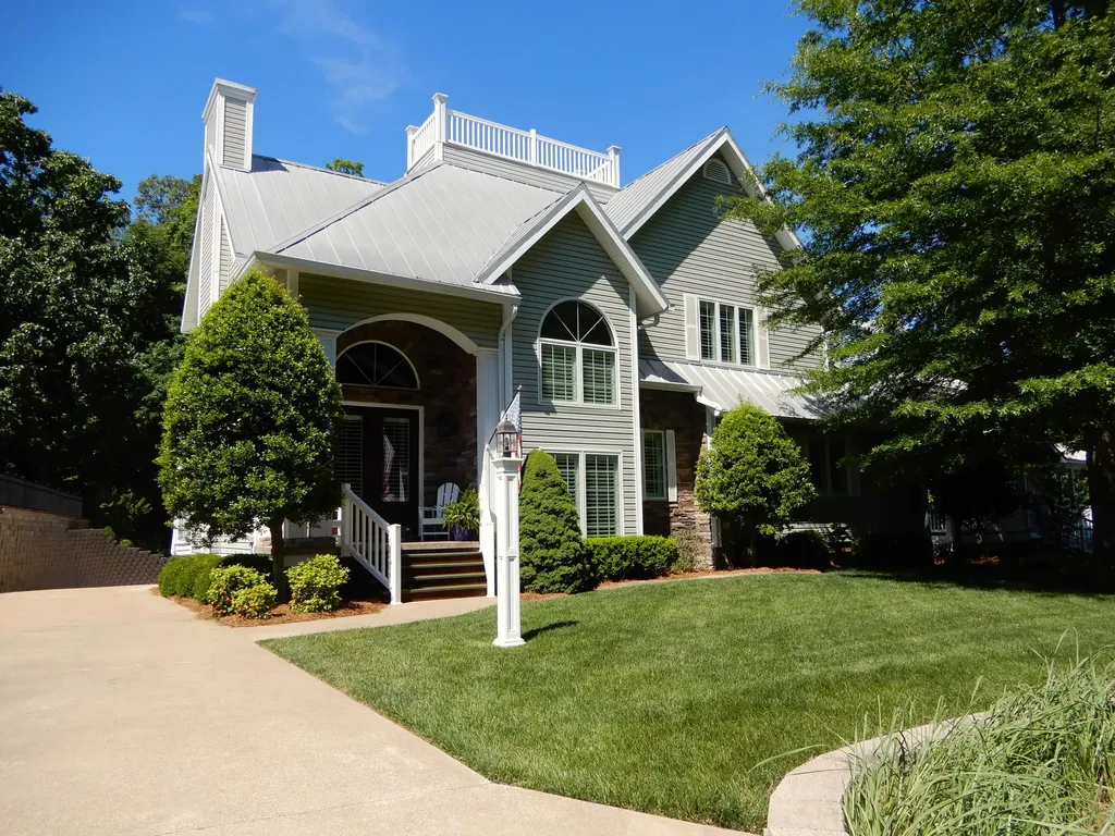 738 Marina Village Drive Grand Rivers KY 42045