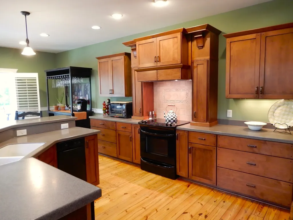 738 Marina Village Drive Grand Rivers KY 42045
