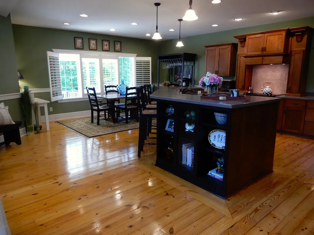 738 Marina Village Drive Grand Rivers KY 42045