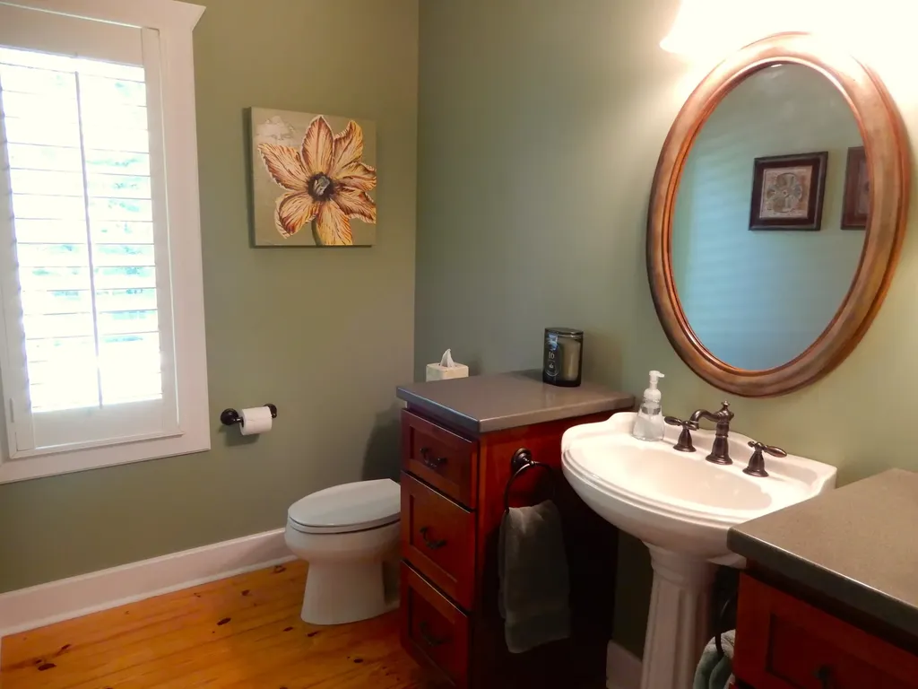 738 Marina Village Drive Grand Rivers KY 42045