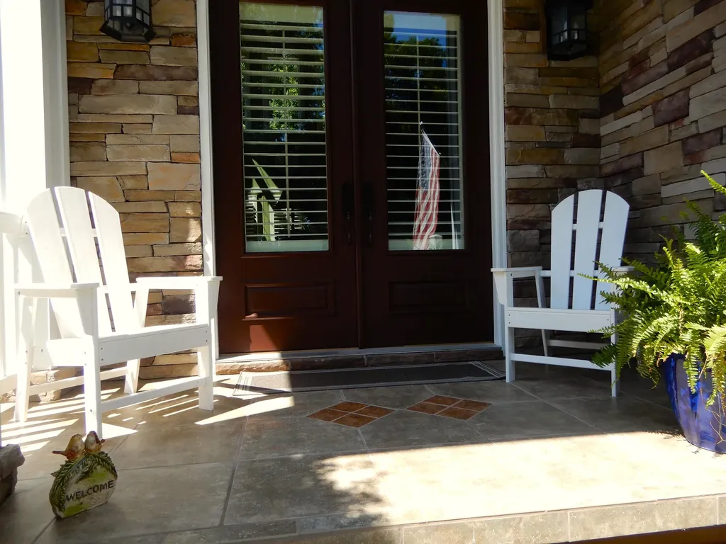 738 Marina Village Drive Grand Rivers KY 42045