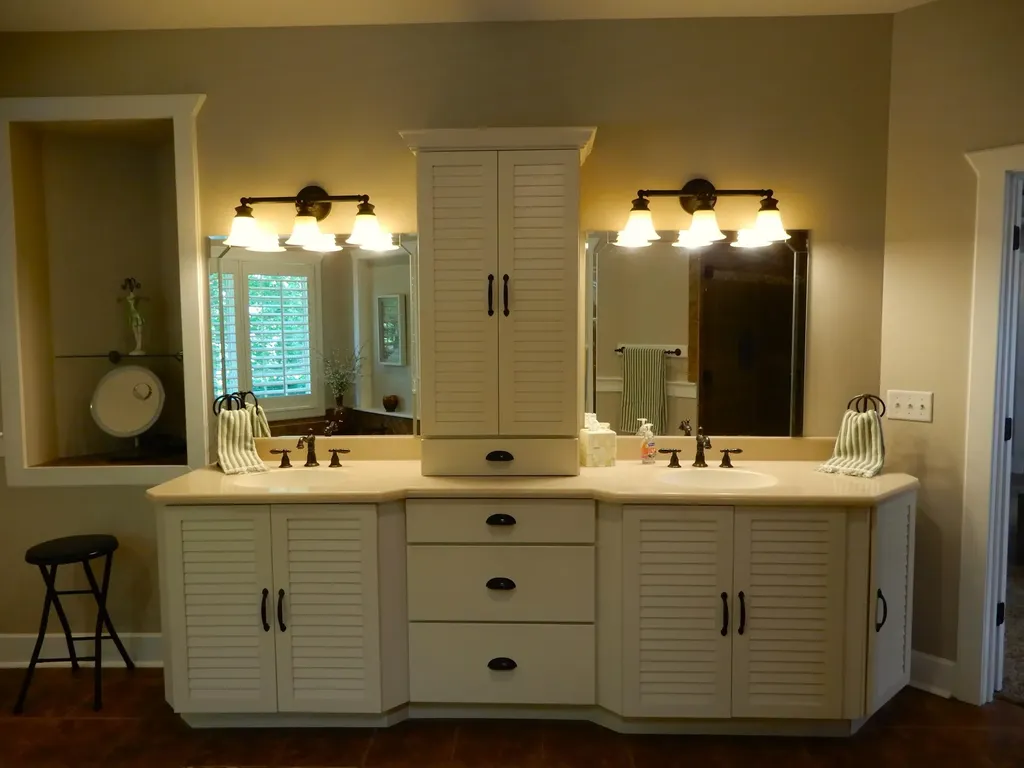 738 Marina Village Drive Grand Rivers KY 42045