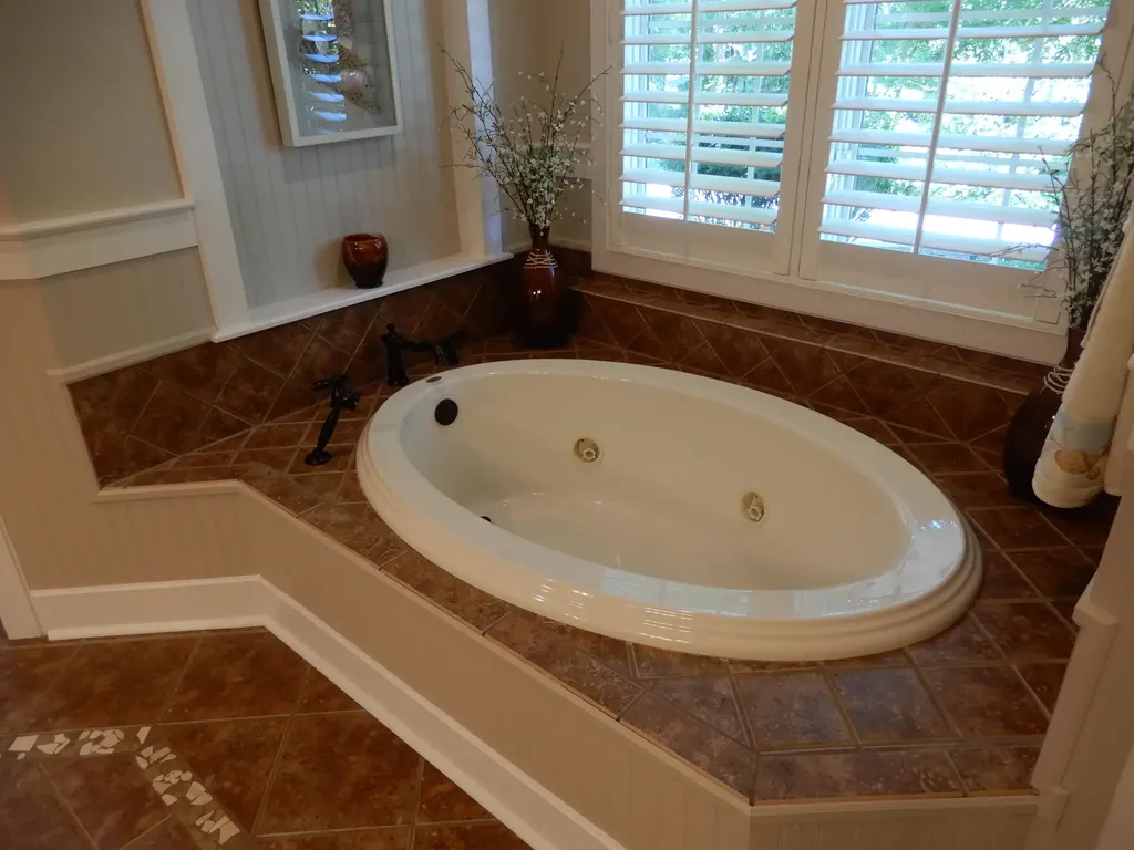 738 Marina Village Drive Grand Rivers KY 42045