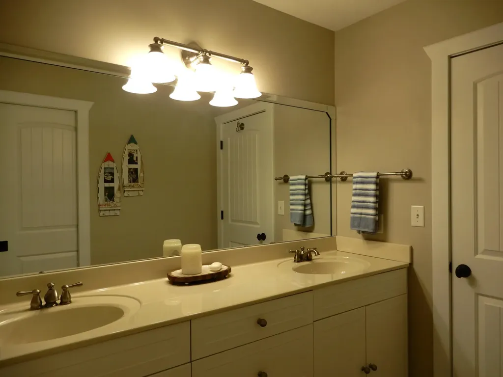 738 Marina Village Drive Grand Rivers KY 42045
