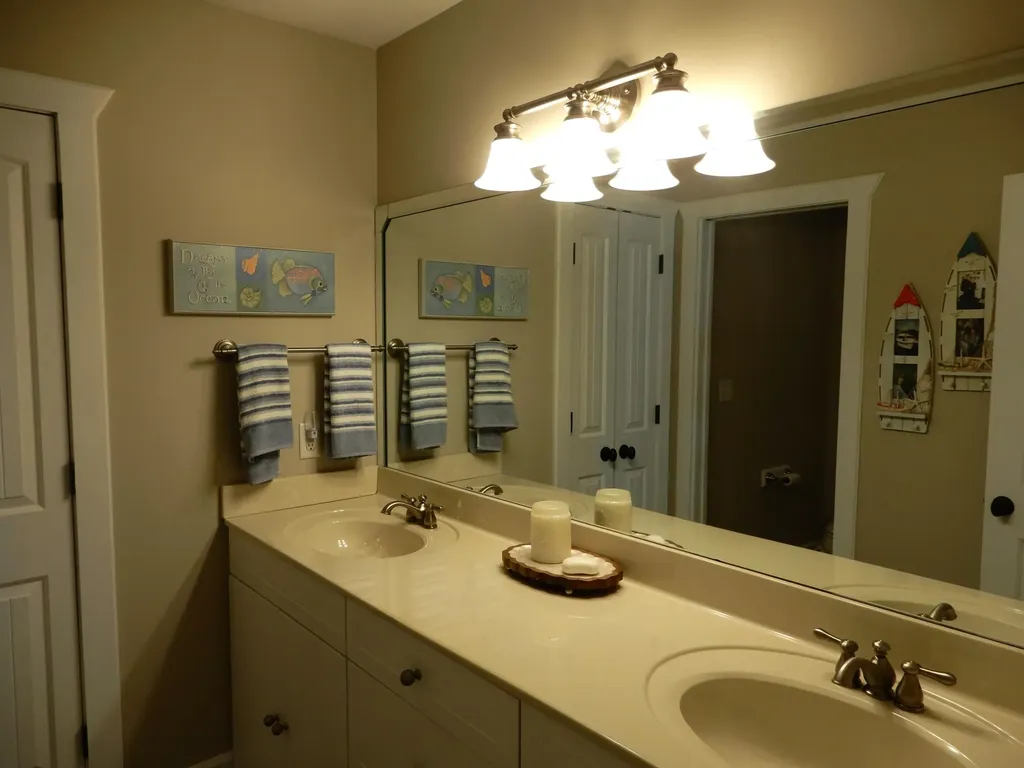 738 Marina Village Drive Grand Rivers KY 42045