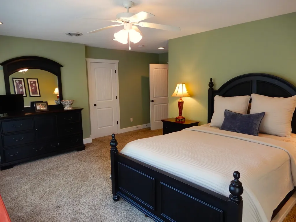 738 Marina Village Drive Grand Rivers KY 42045