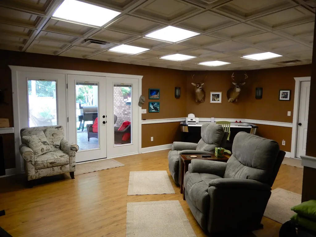 738 Marina Village Drive Grand Rivers KY 42045