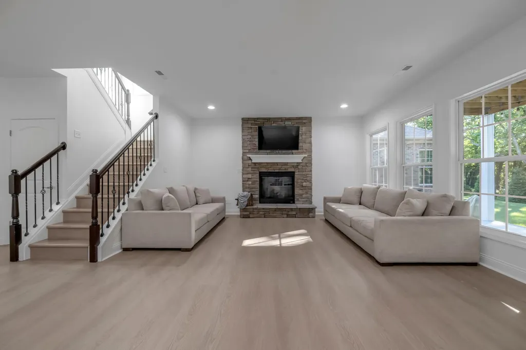 317 Red Cedar Drive Nicholasville KY 40356